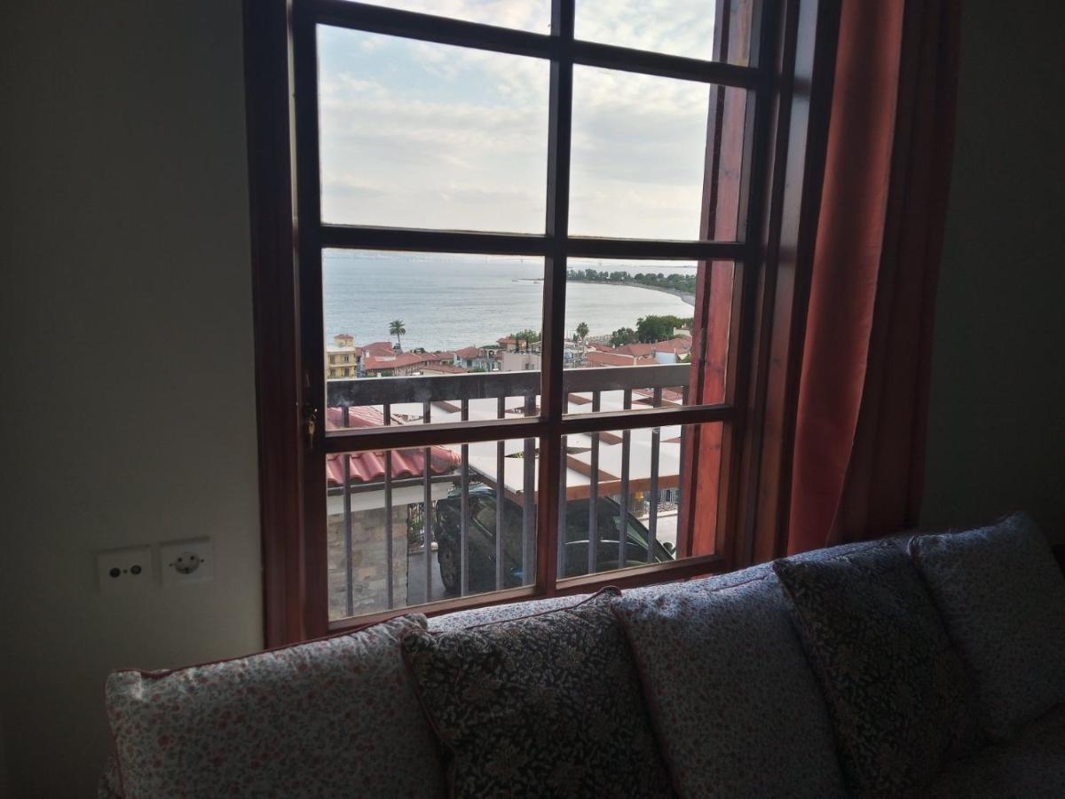Clock'S House Apartment นาฟปาคตอส ภายนอก รูปภาพ