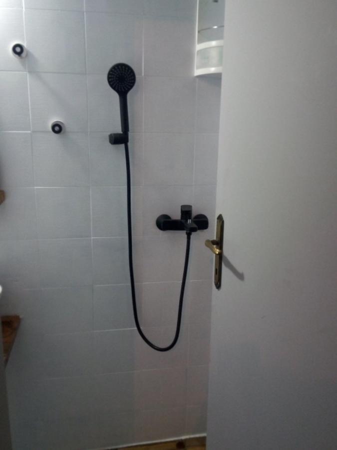 Clock'S House Apartment นาฟปาคตอส ภายนอก รูปภาพ