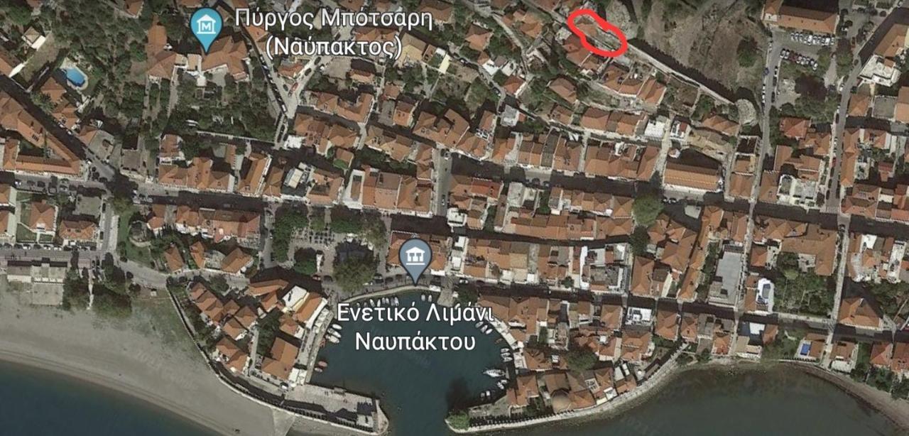 Clock'S House Apartment นาฟปาคตอส ภายนอก รูปภาพ