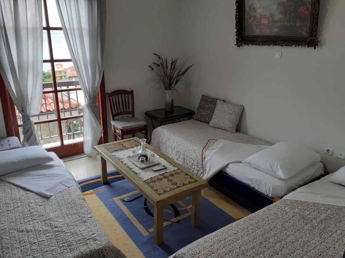 Clock'S House Apartment นาฟปาคตอส ภายนอก รูปภาพ